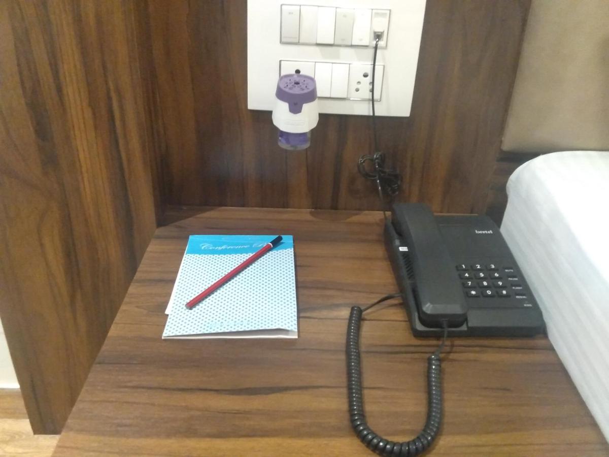 Hotel Shiv Sangram Ahmednagar Dış mekan fotoğraf