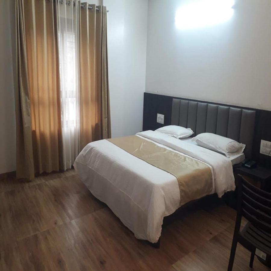 Hotel Shiv Sangram Ahmednagar Dış mekan fotoğraf